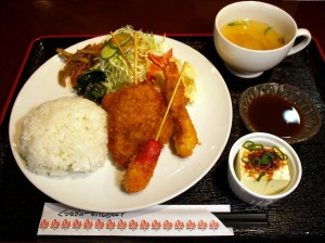 串かつ定食 串かつ定食
